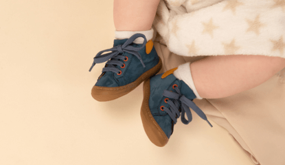 Comment choisir les 1 ères chaussures de son bébé ?