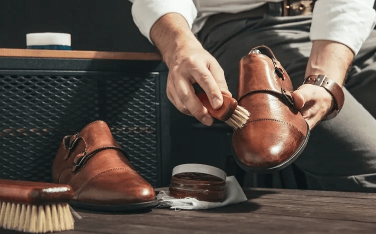 Comment entretenir ses chaussures en cuir ?